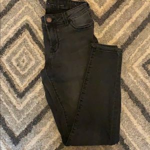 Old Navy Rockstar Skinny Jean